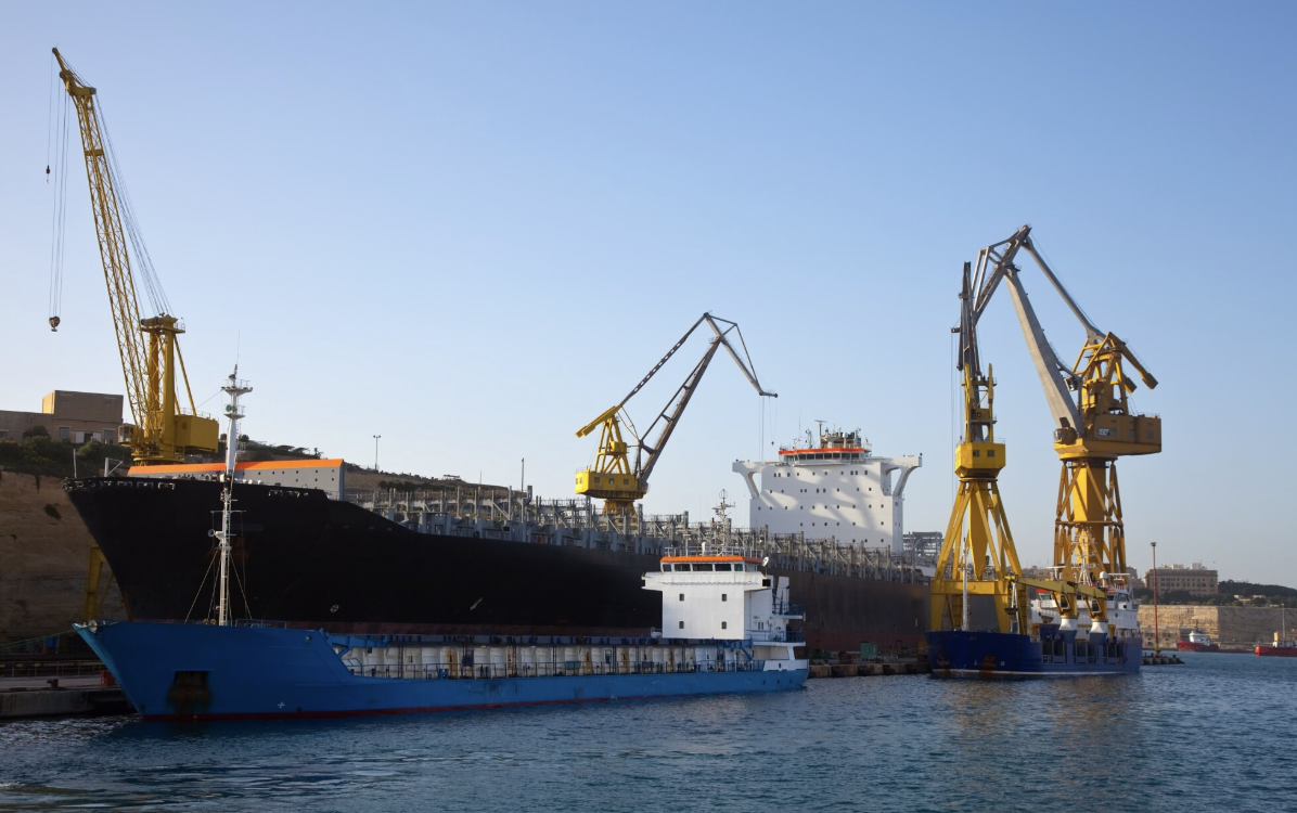 Najväčší prístav v Európe – Rotterdam, brána do sveta obchodu