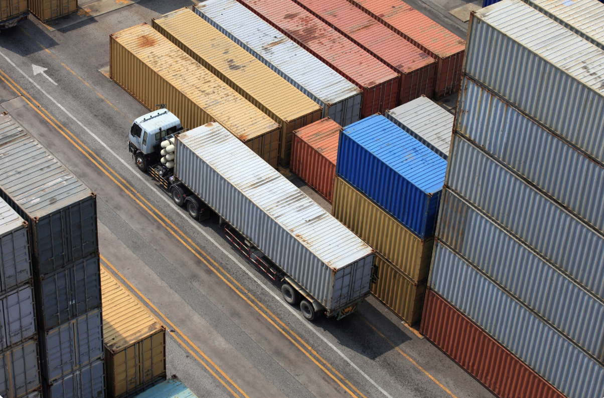 medzinárodná preprava tovaru kamión logistika preprava zásielok